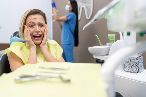 Best Tooth Infection Emergency Dentist  in Cactus, TX